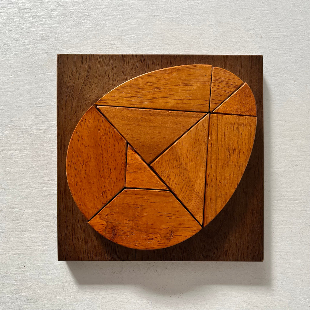 Casse tête Tangram œuf en bois
