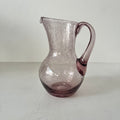 Pichet en verre bullé rose dans le style Biot