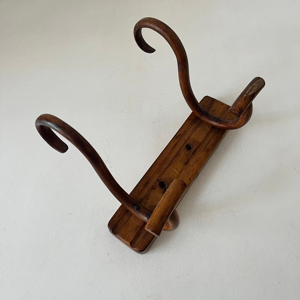 Double patère murale en bois blond Thonet